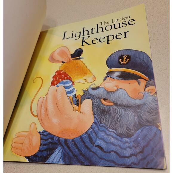The Littlest Lighthouse Keeper Paperback Book Heidi & Daniel Howarth - Picture 2 of 7